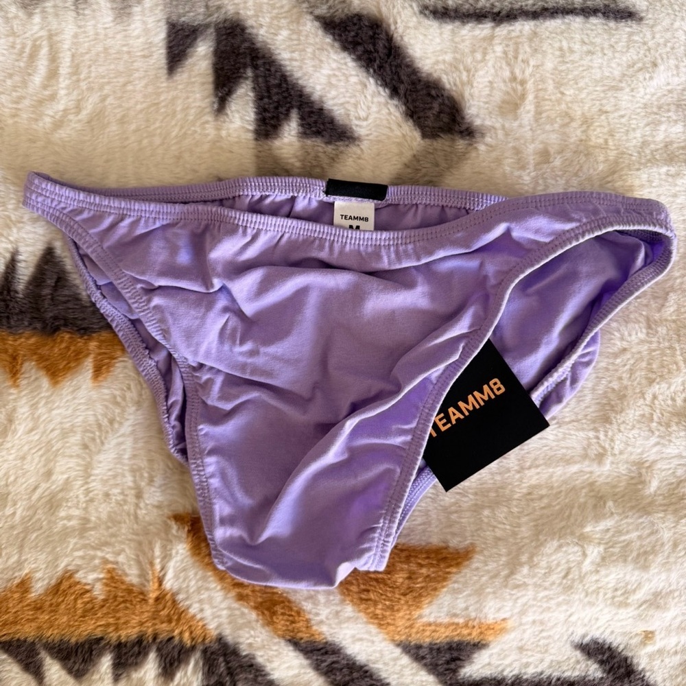 Teamm8 Microbrief